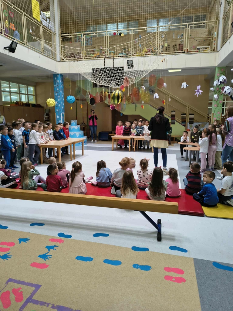 JPEG 20251010 221101 2213596065615768827